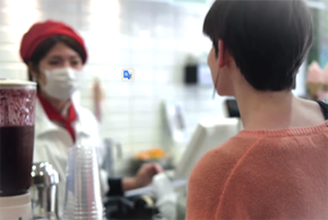 Two people communicating in Japanese practicing daily conversation.